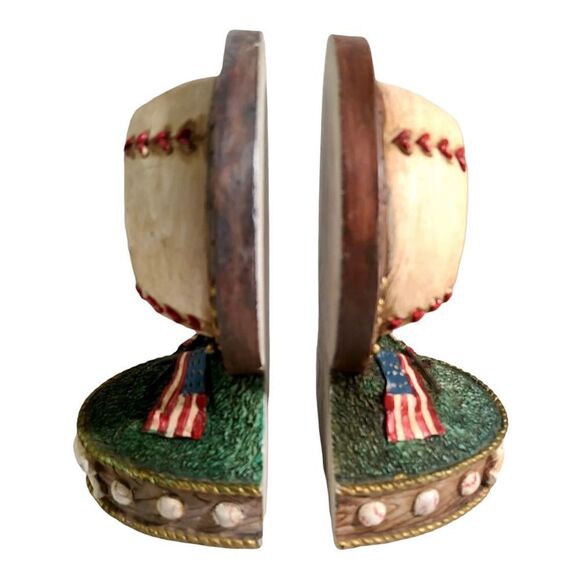 Vintage 'American Collection' World Series Baseball Bookends - Picture 2 of 6
